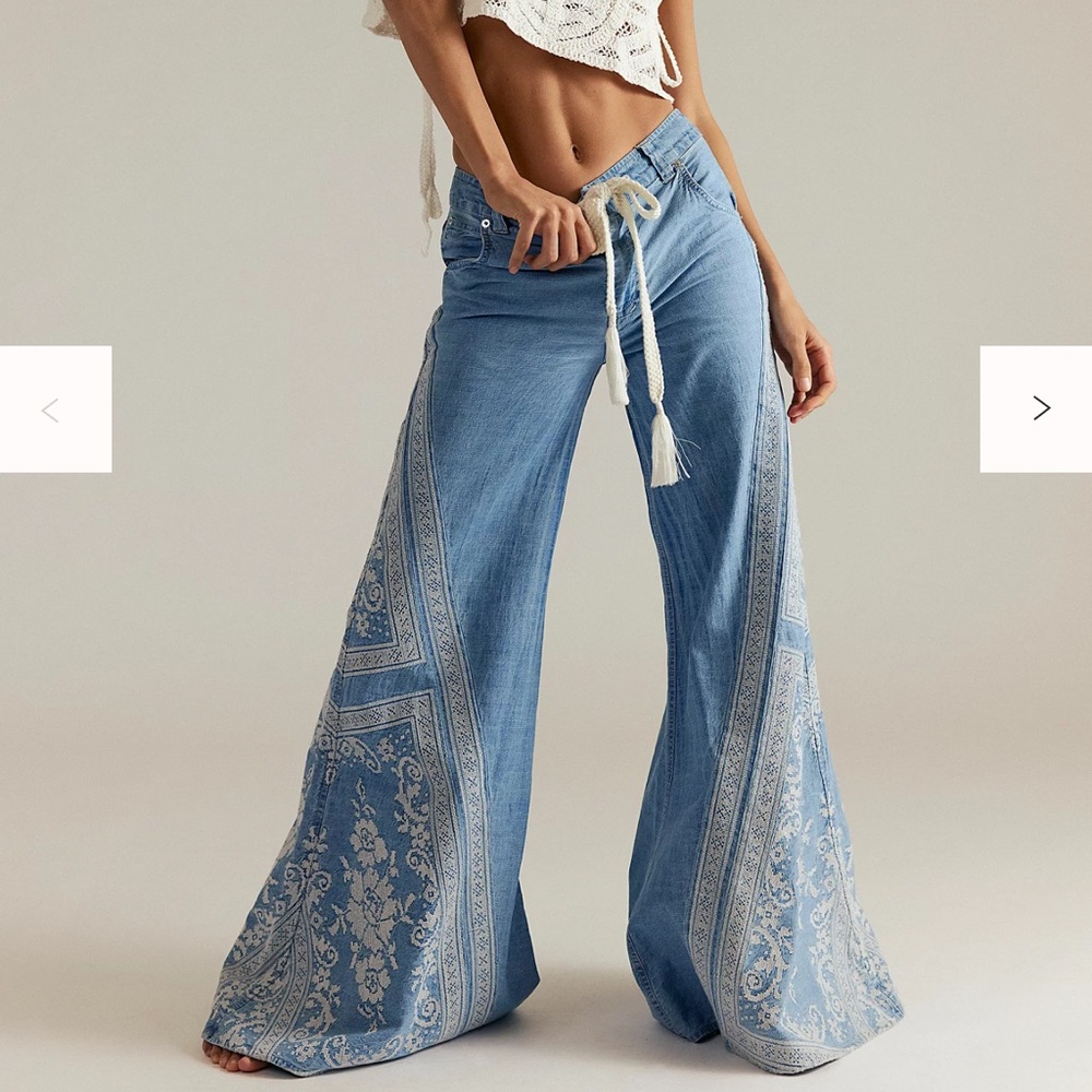 Free People Light Blue Flare Jeans with White Pattern